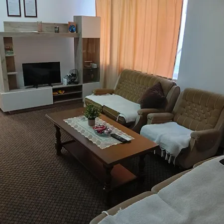 Apartment Jeca *